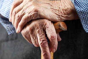 مراقبت و پرستاری از سالمند
